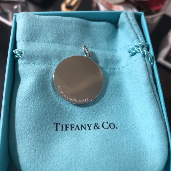 Tiffany Love Bug Charm - Picture 3 of 3